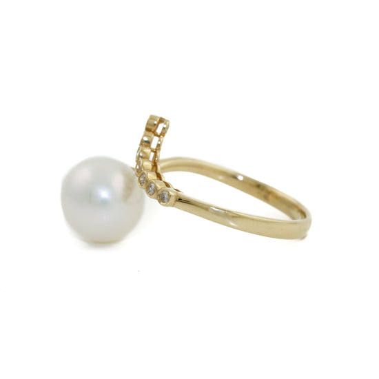 Dainty 14 K Gold x White Pearl & Diamond Cocktail Ring - Kingdom Jewelry