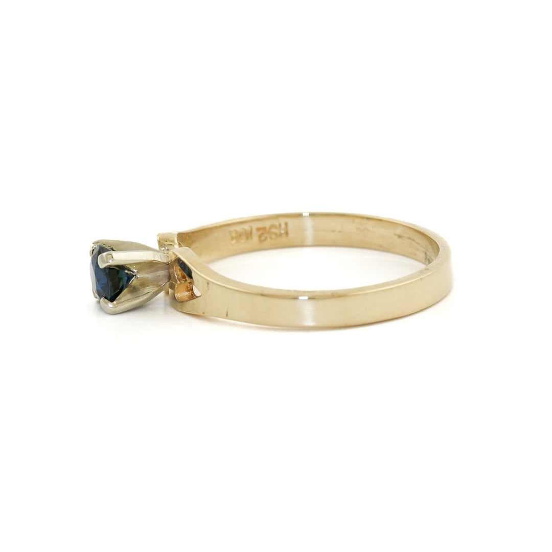 Dainty 14K Gold x Sapphire Ring - Kingdom Jewelry