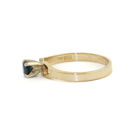 Dainty 14K Gold x Sapphire Ring - Kingdom Jewelry