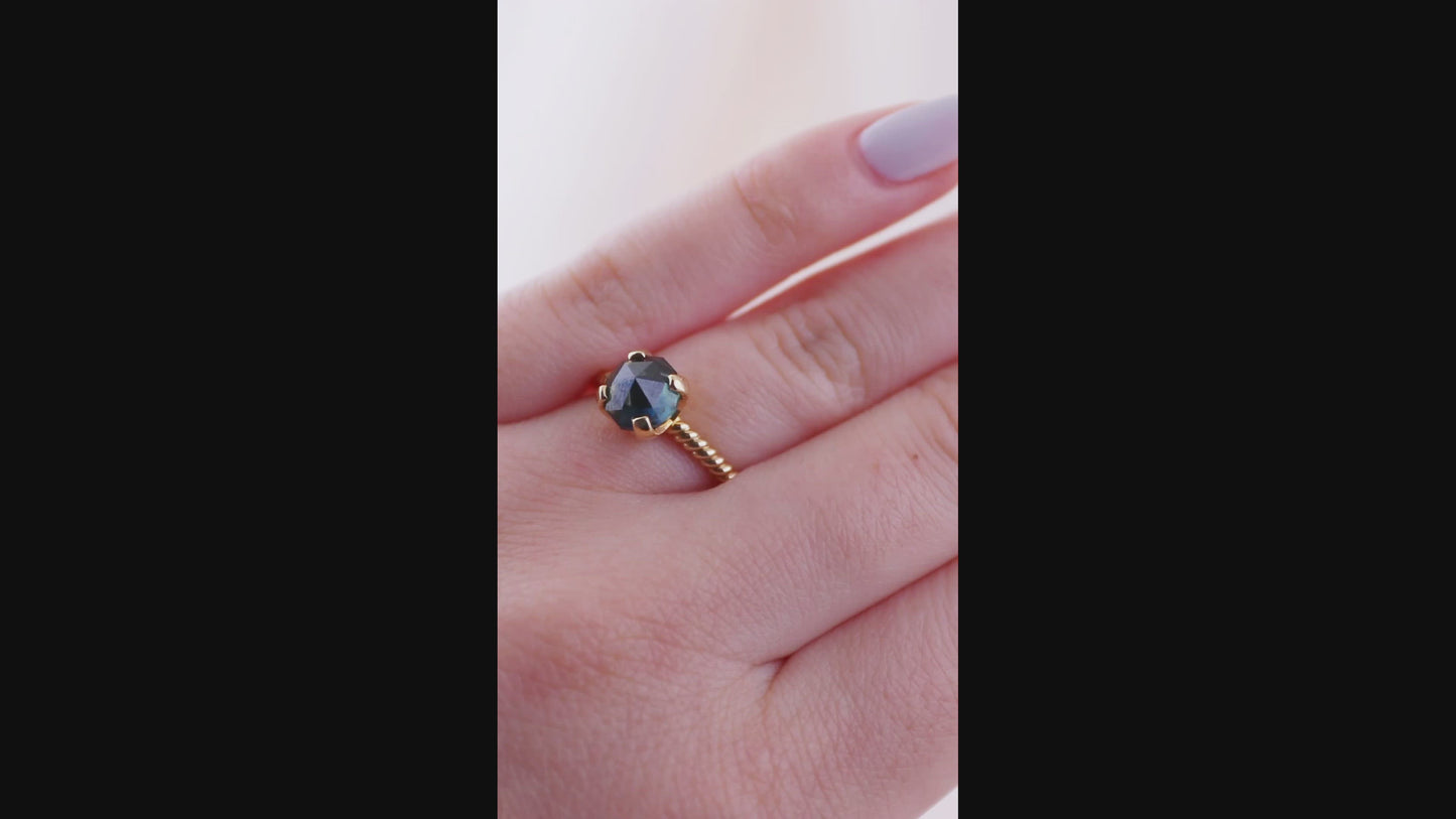 Load and play video in Gallery viewer, Madagascar Sapphire Engagement Ring
