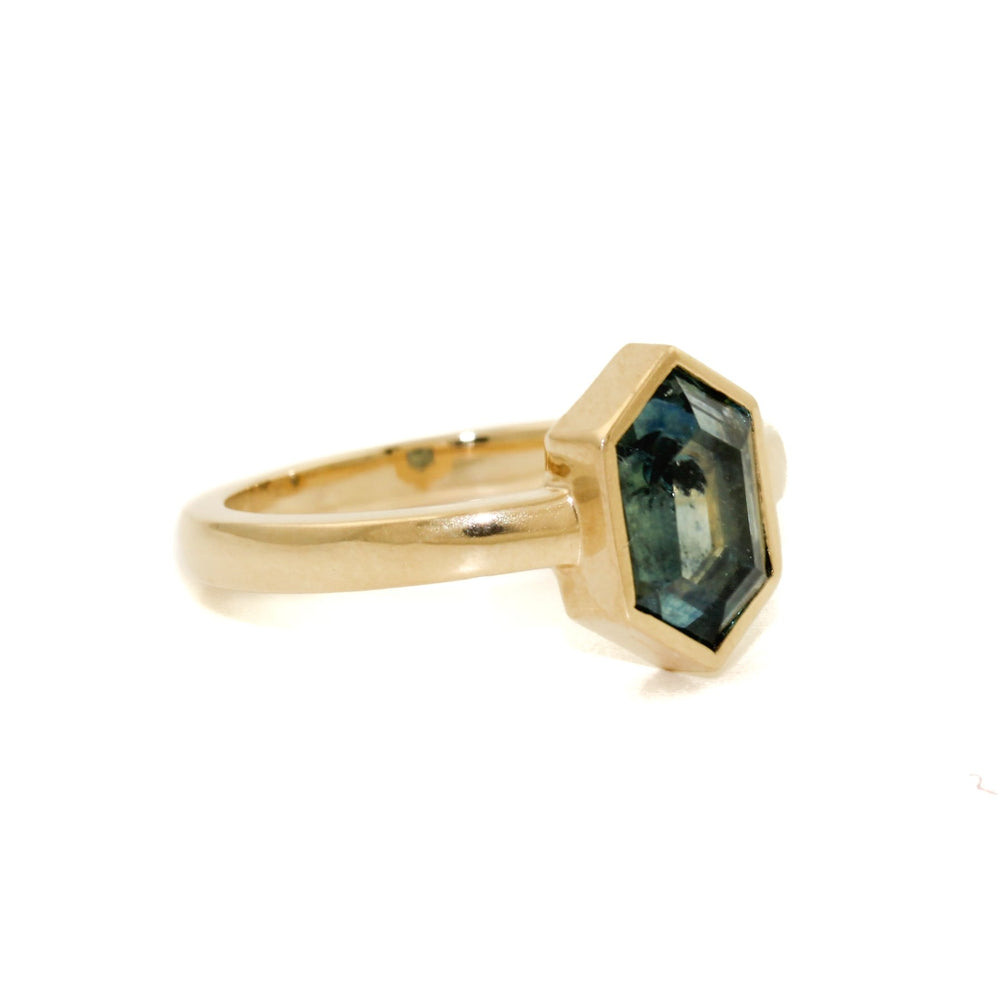 
                      
                        Hex portrait cut Sapphire Ring - Kingdom Jewelry
                      
                    