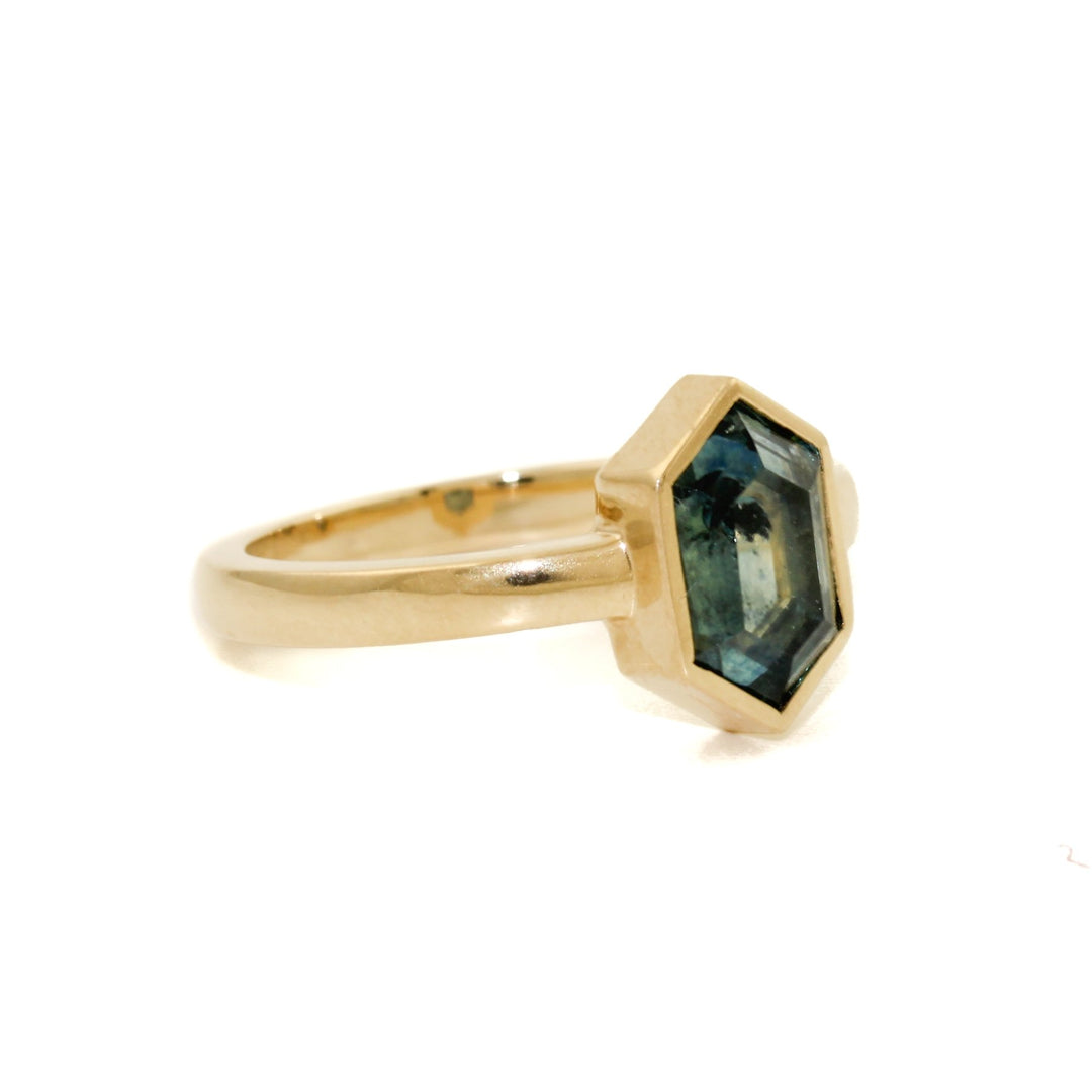 Hex portrait cut Sapphire Ring - Kingdom Jewelry