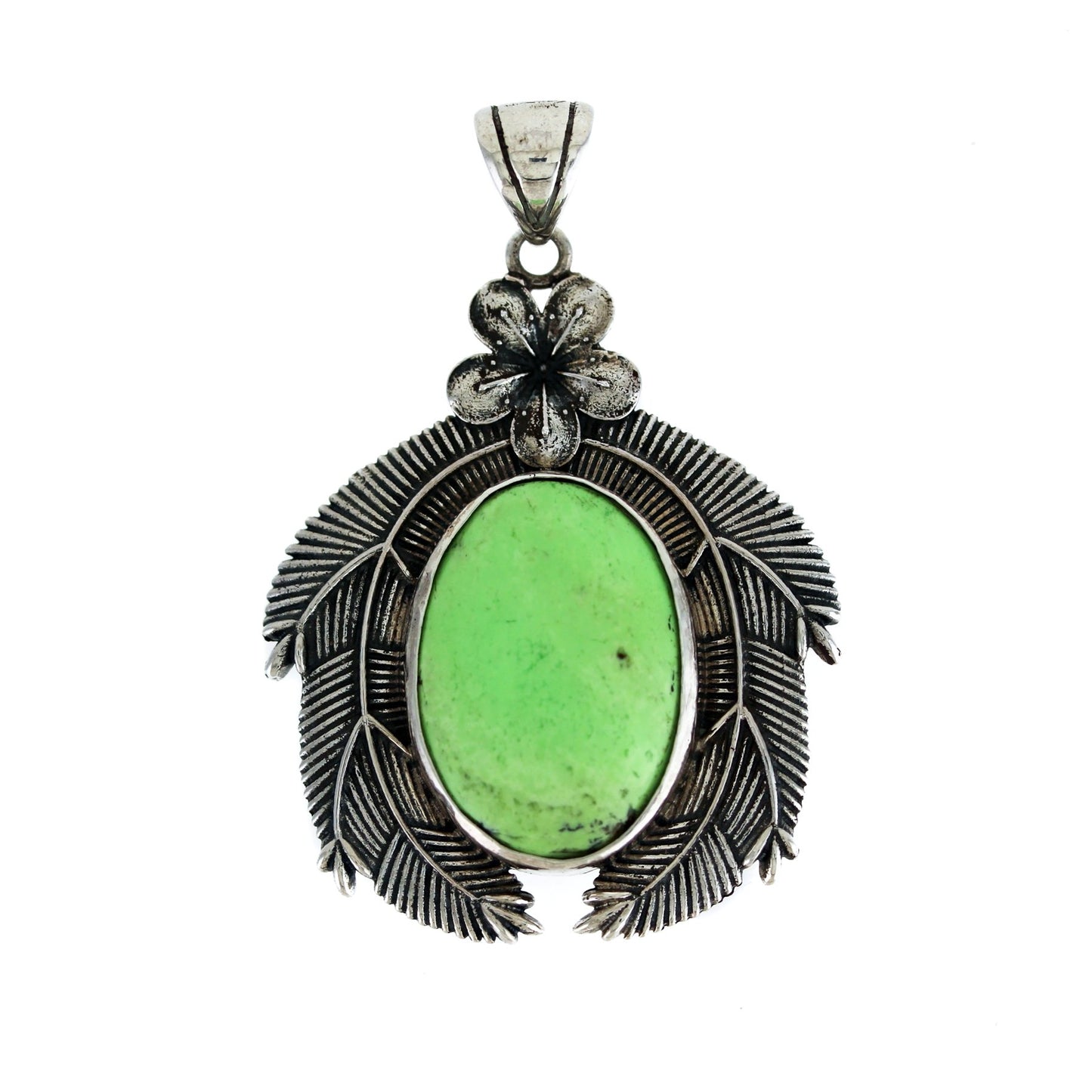 Load image into Gallery viewer, Lemon Chrysoprase &amp;quot;Kamayan&amp;quot; Pendant - Kingdom Jewelry
