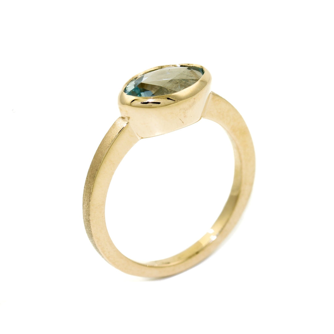 Oval Cut Aquamarine Ring in 14K - Kingdom Jewelry