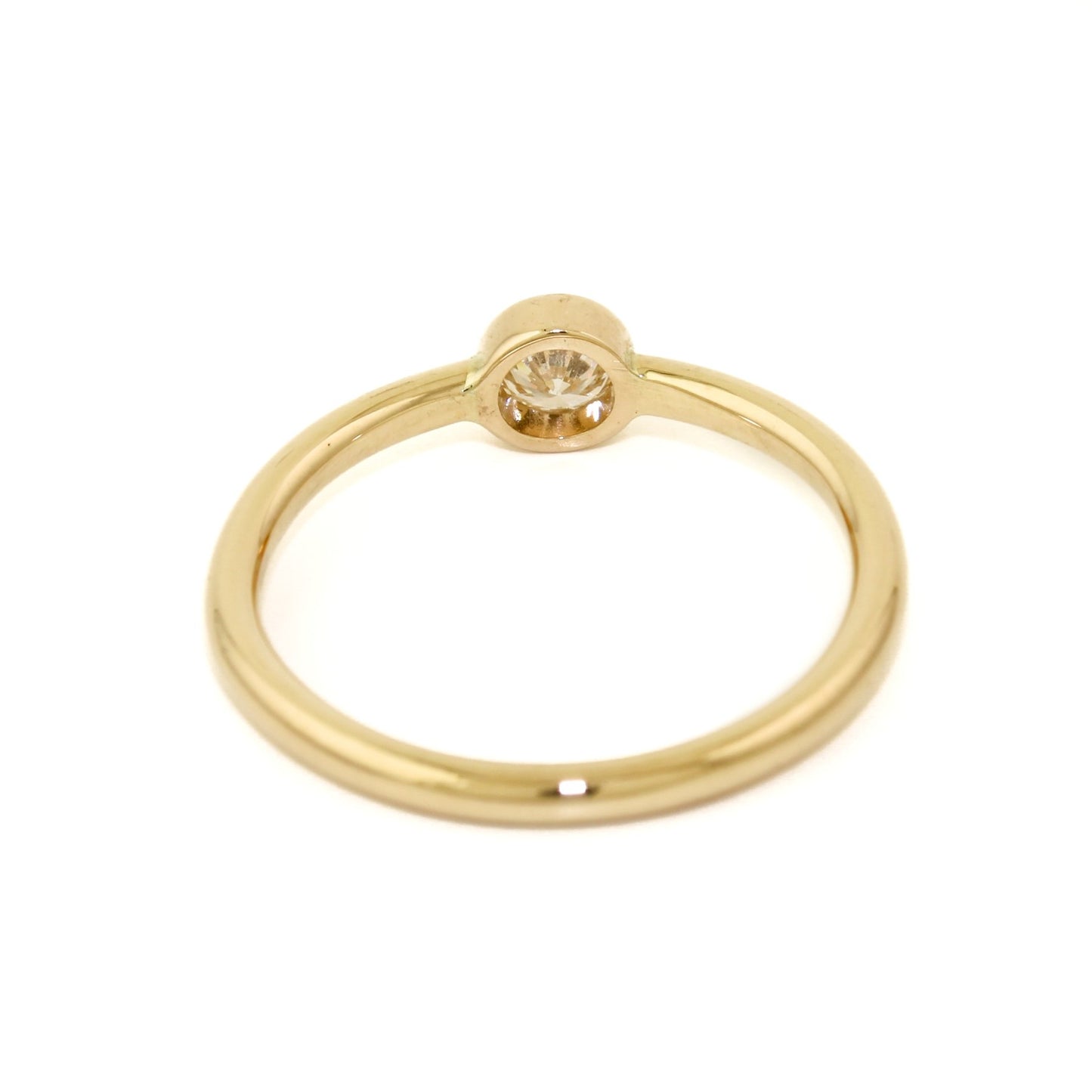Simple Round Cut Diamond Ring in 14K - Kingdom Jewelry