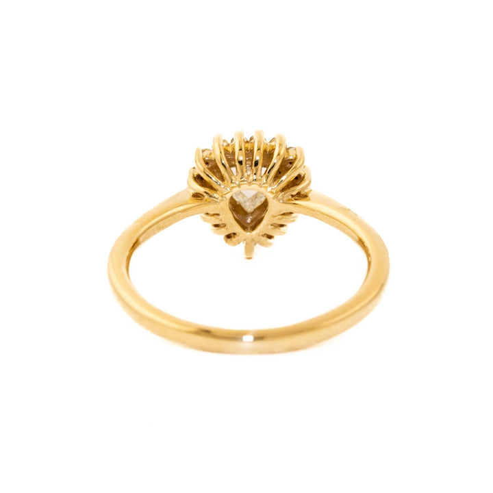 Introducing the ultimate symbol of love and commitment: our stunning trillion-cut white diamond engagement ring. Crafted with precision and expertise, this ring embodies the essence of elegance and sophistication.