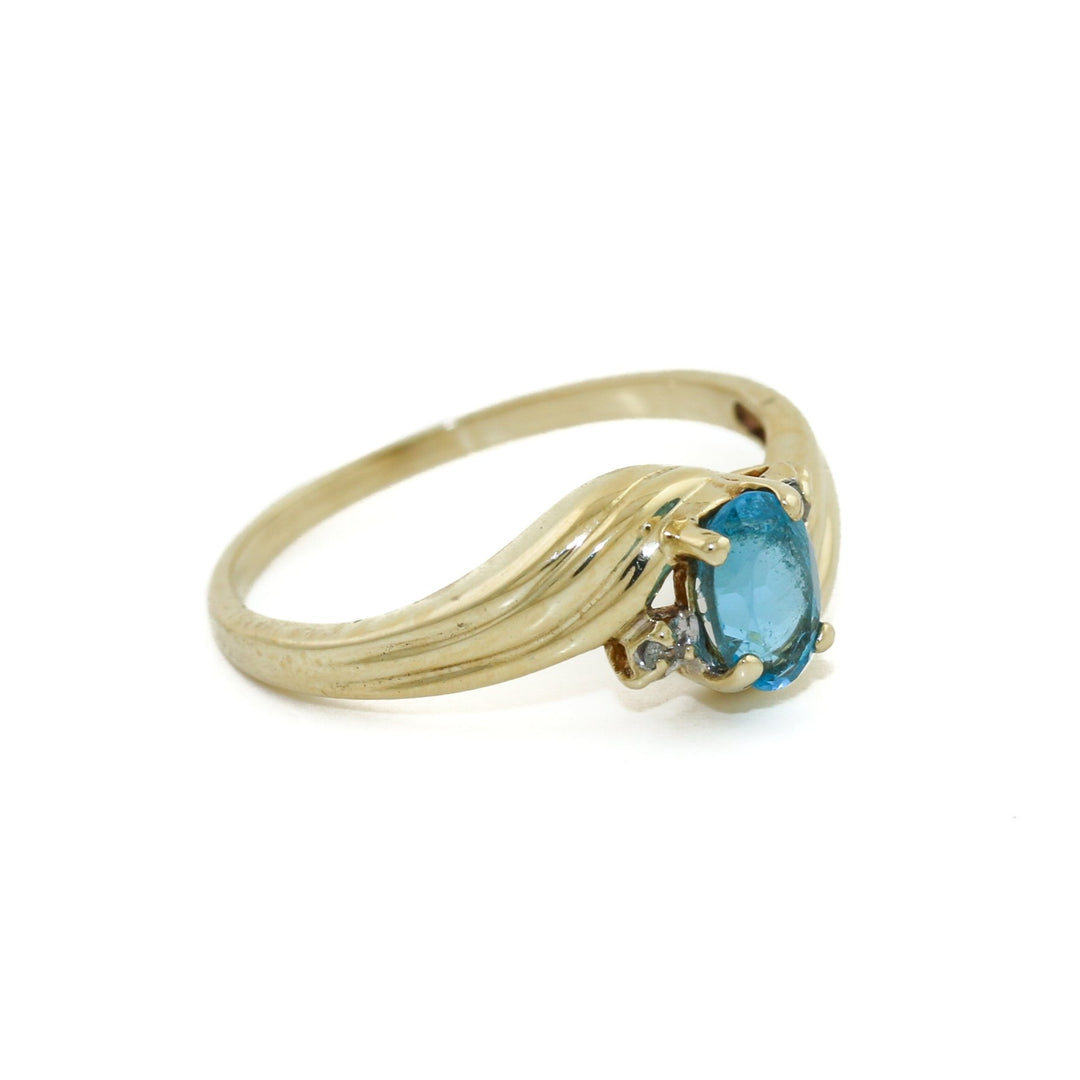 Vintage 10k Gold Topaz Ring - Kingdom Jewelry
