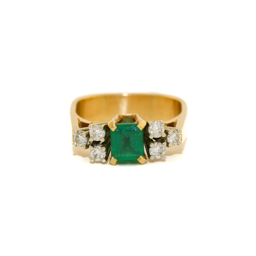 
                      
                        Vintage 18K Two Tone Gold Emerald + Diamond Ring - Kingdom Jewelry
                      
                    