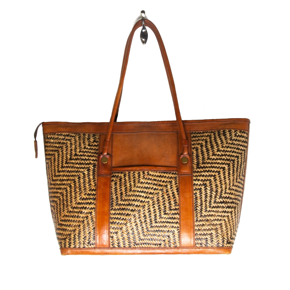 
                      
                        Zig Zag Rattan Sidebag - Kingdom Jewelry
                      
                    